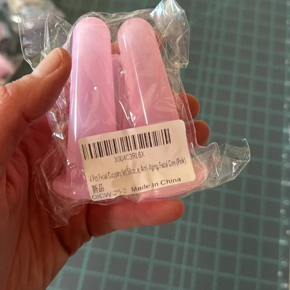 Facial cupping! 4 piece set. Good for the skin! - Picture 2 of 2